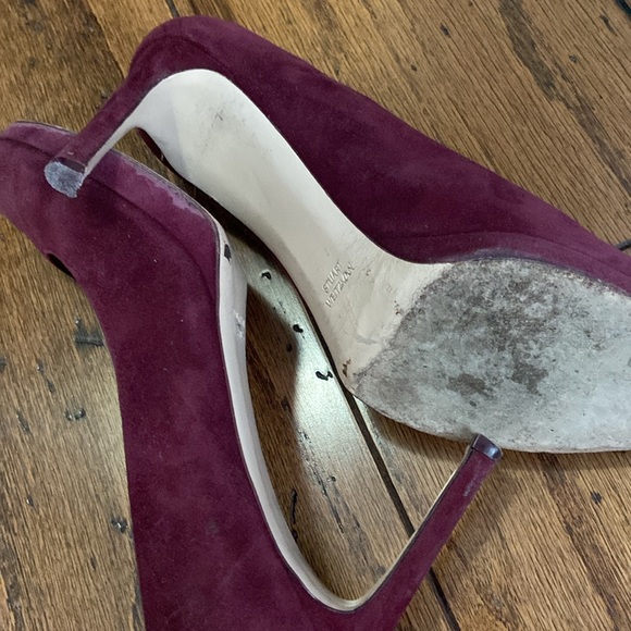 "Step Out in Style: Gorgeous Burgundy Suede Stuart Weitzman Shoes!" - Picture 3 of 5
